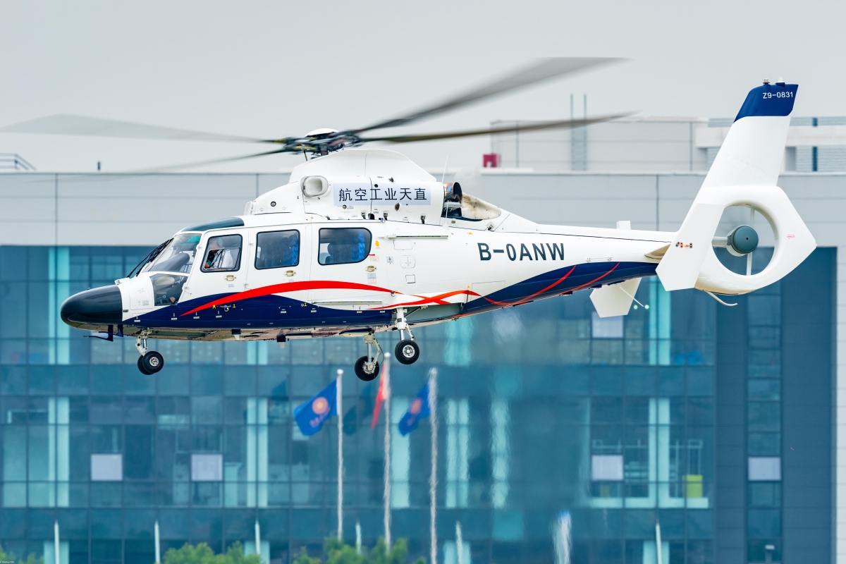 AC312E进行飞行预演。摄影：岳书华-1